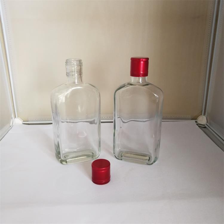 500毫升酒瓶 紅色酒瓶500毫升 噴涂黑色酒瓶 以及配套的蓋子